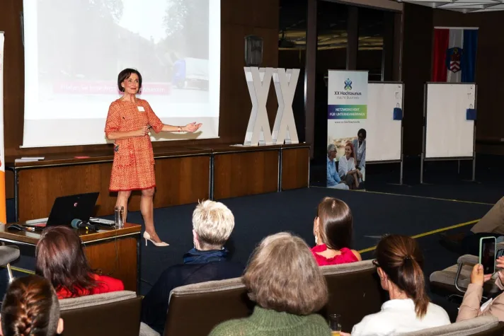 XX Hochtaunus: Sales & Networking mit Mut und Leidenschaft Bild: XX Hochtaunus: Sales & Networking mit Mut und Leidenschaft