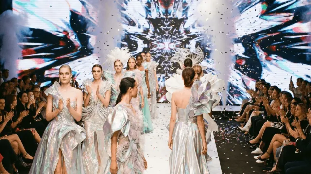Bild: Regionale Modelagenturen prägen Bayerns Fashion-Landschaft von München bis Augsburg