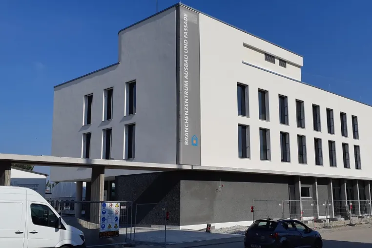 Bild: Branchenzentrum Ausbau und Fassade feierlich eröffnet