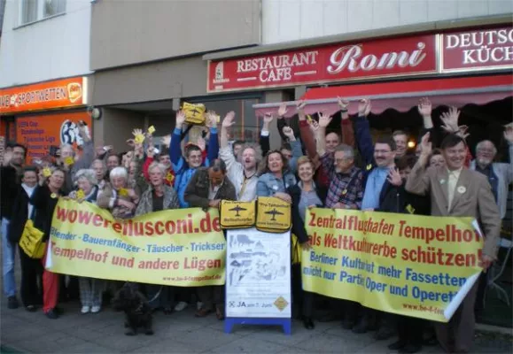 Aufruf zum Bürgerentscheid für Flughafen Tempelhof am 7. Juni Bild: Aufruf zum Bürgerentscheid für Flughafen Tempelhof am 7. Juni