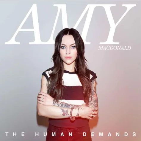 Bild: Amy Macdonald platziert sich mit „The Human Demands“ auf Platz 4 der Album-Charts