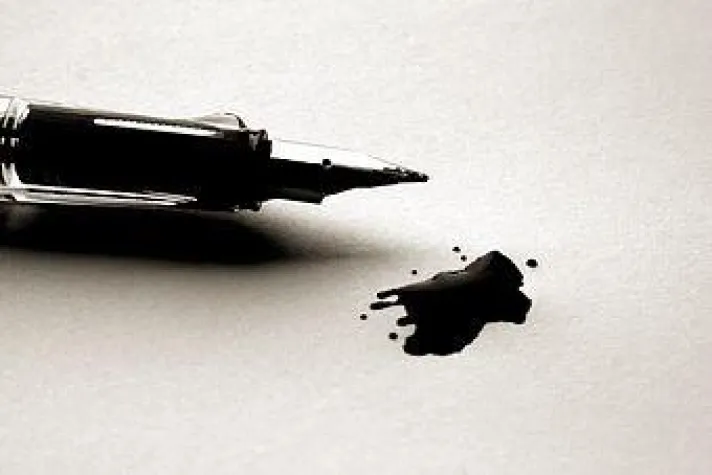 Bild: Das Leben schreibt die besten Geschichten - neuer Online-Workshop "Biografisches Schreiben" bei akademie.de