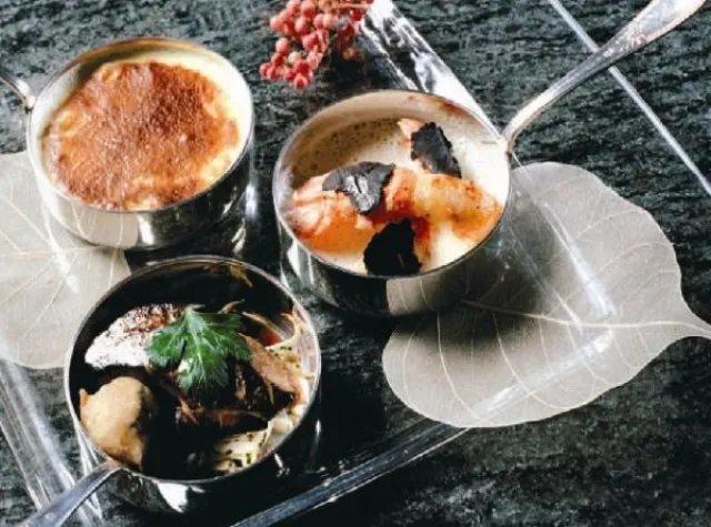 Bild: QuattroPole - zwölf Sterne am Himmel der Gaumenfreuden