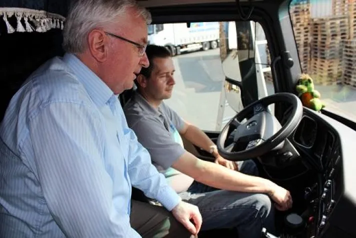 Bild: Wir investieren in die Zukunft.