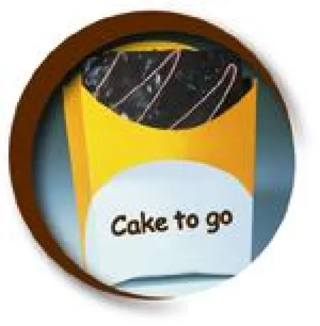 „CAKE TO GO“ mit FALA-Schokola Bild: „CAKE TO GO“ mit FALA-Schokola
