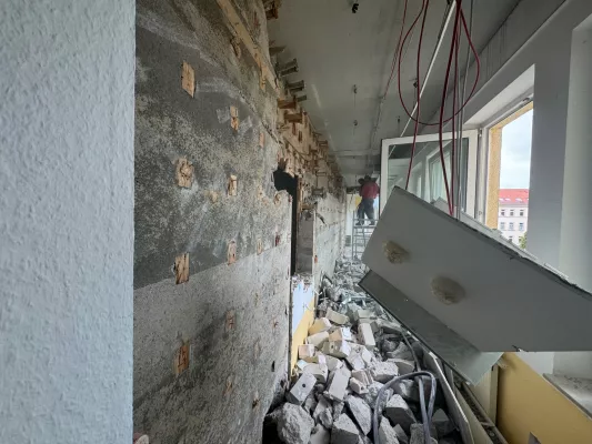 Bild: Schwarzat Capital GmbH gründet eigene Baufirma und sucht Handwerker zur Anstellung