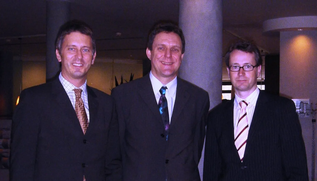 Thomas Burzler, Heinrich Kürzeder (Sales Motion) und Holger Hirsch (Novotel Dorint) luden zum Unternehmerfrühstück