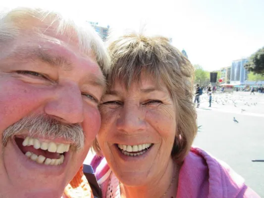 Bild: Stadt-Check mit Messi im Gepäck