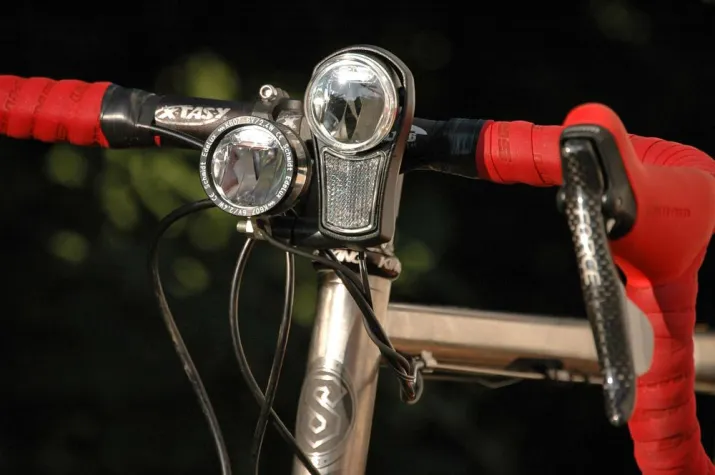 Bild: Erste Dynamoscheinwerfer mit mehr als 60 Lux