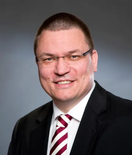 Microsoft und SAP aus einer Hand: Hinrich Mielke neuer Leiter des SAP-Teams bei Alegri Bild: Microsoft und SAP aus einer Hand: Hinrich Mielke neuer Leiter des SAP-Teams bei Alegri