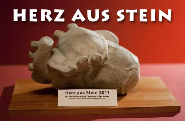 Bild: Herz aus Stein für den schlimmsten Tierversuch des Jahres