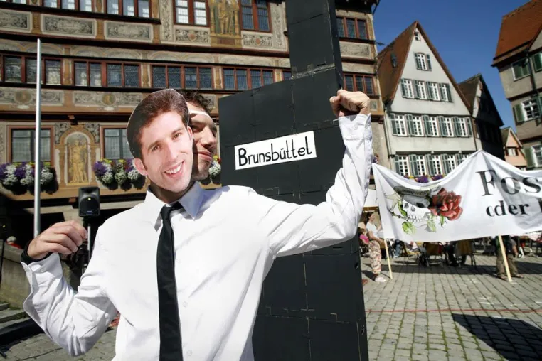 Start der Kampagne gegen den Bau des Steinkohlekraftwerks Brunsbüttel Bild: Start der Kampagne gegen den Bau des Steinkohlekraftwerks Brunsbüttel