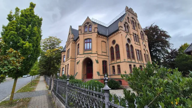 Bild: 4safety zieht in die Villa Weiß in Bad Langensalza 