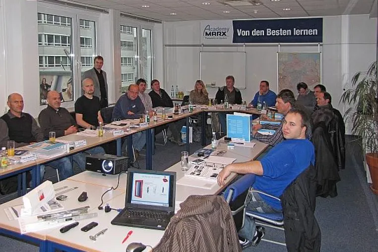 Bild: Weil Wissen weiter bringt