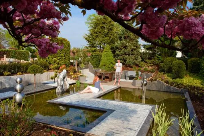 Bild: Stadtfest Rees: Holzum lädt zu einem Besuch ein