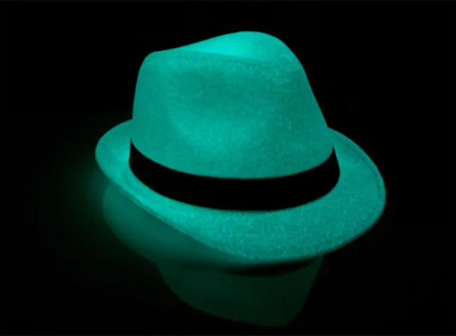 Bild: Der Hut, der im Dunkeln leuchtet