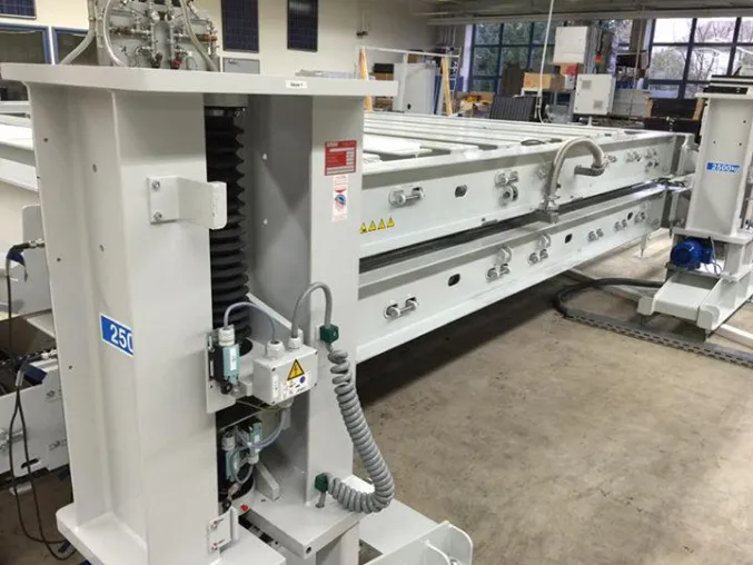 J. v. G. Thoma GmbH Increases Shares for DESERT Panel Production Bild: J. v. G. Thoma GmbH Increases Shares for DESERT Panel Production