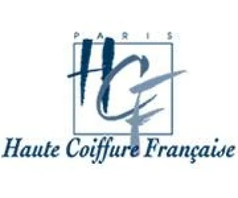 Friseur Marcel Michels aus Bonn im Louvre empfangen Bild: Friseur Marcel Michels aus Bonn im Louvre empfangen