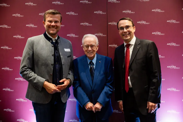 Bild: Jubiläum: 50 Jahre ARVENA MESSE, 40 Jahre ARVENA PARK,  90 Jahre Oskar Schlag
