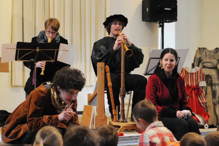 Abenteuerspaß für kleine Ritter und große Prinzessinnen im mini.musik Kinderkonzert, Gasteig München Bild: Abenteuerspaß für kleine Ritter und große Prinzessinnen im mini.musik Kinderkonzert, Gasteig München