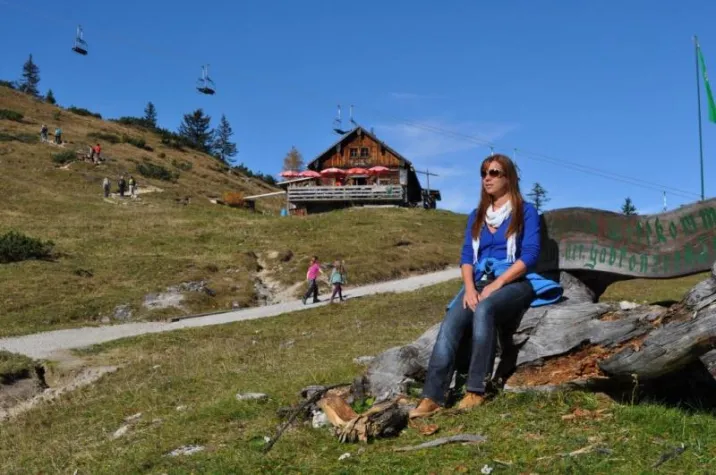 Bild: Wandern und Relaxen am Berg ist "in"