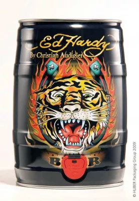 Bild: PARTYKEG MIT TATTOO DES US-KÜNSTLERS ED HARDY / HUBER PACKAGING EXKLUSIVER HERSTELLER