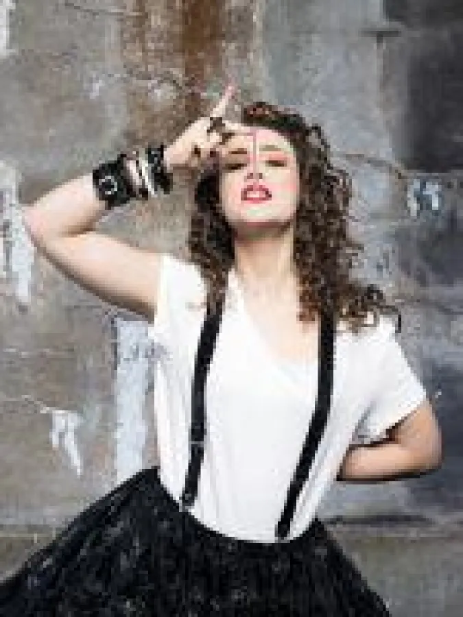 Linie 1 in Gelsenkirchen (Foto. Pedro Malinowski: DAS MÄDCHERN, Yvonne Forster)