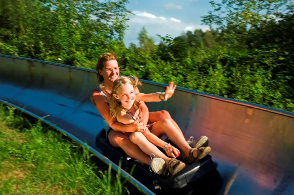 Sommerrodelnbahn im Spielpark Wingst - eine echte Sause, Foto: B.Otten