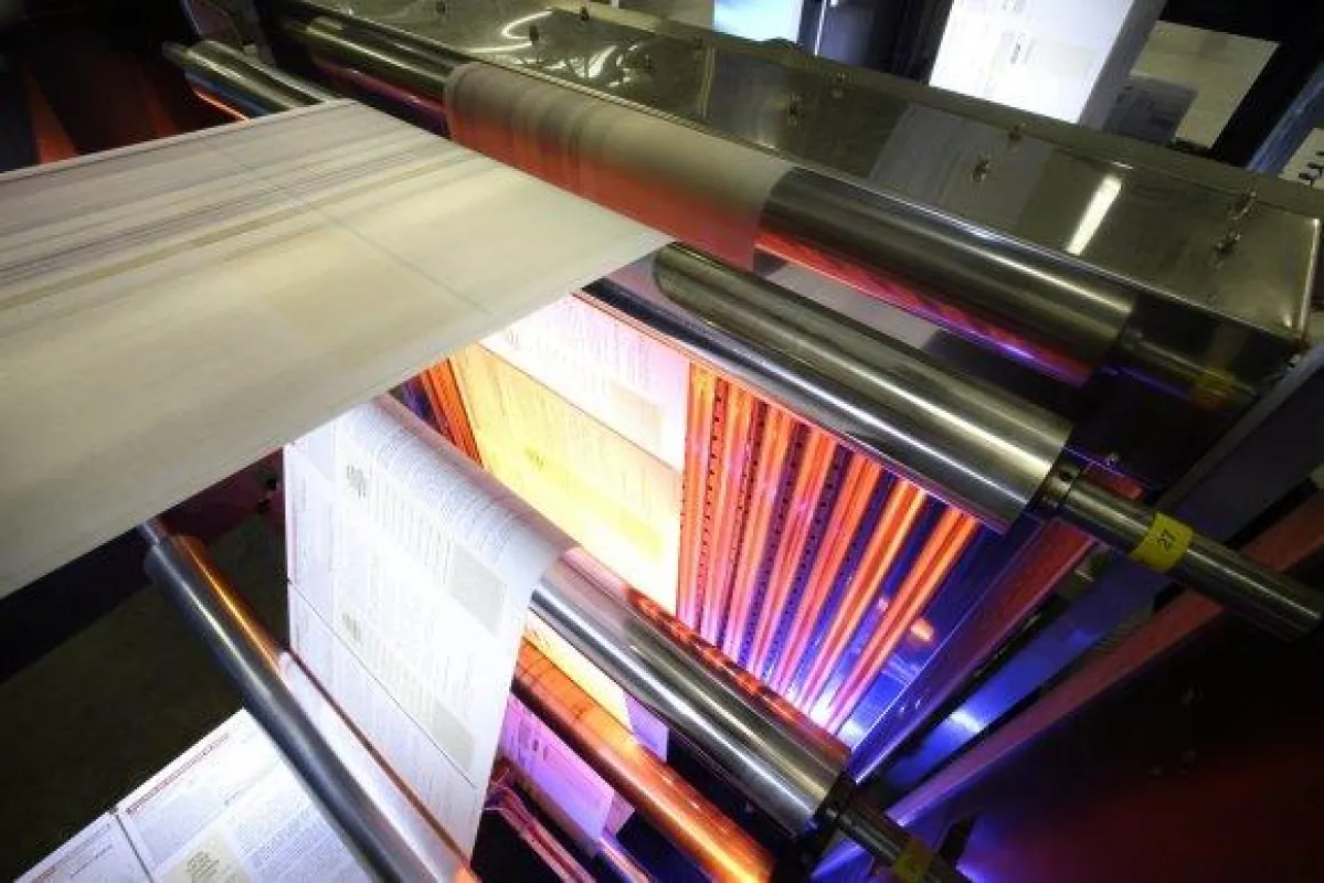 Carbon Infrarot-Strahler trocknen personalisierte Mailings besonders effizient