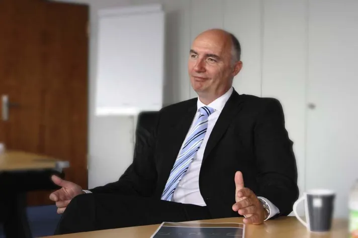 Bild: Focus Money-Urteil im großen Fonds-Policen-Test - FINGRO AG geht Königsweg mit Fonds-Rente