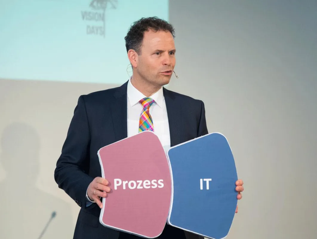 Martin Hofer, Vorstand Wassermann AG, auf den Vision-Days 2014