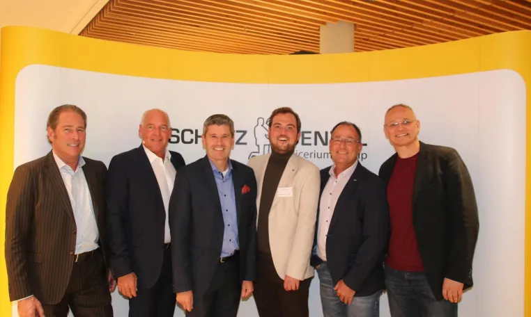 Bild: Beeindruckende Persönlichkeiten beim 5. CAD/CAM-Event von Schütz Dental im Campus Kronberg