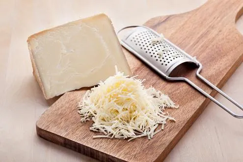 Bild: Der Expertentipp im März – Kann man Käse einfrieren?