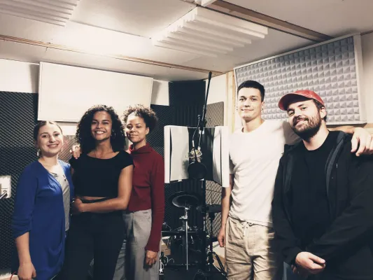 Bild: Bildungsprojekt gibt Programm für Sommerakademie bekannt