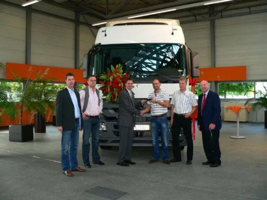 Bild: Ökonomie und Ökologie verbinden - Spedition BOLL modernisiert LKW-Flotte