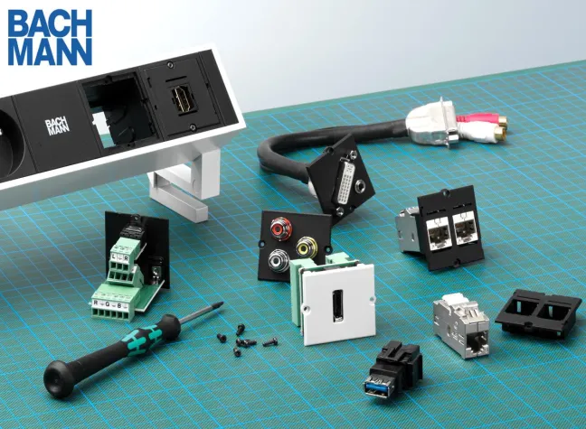 Bild: Tischanschlussfelder mit Keystones individuell zusammenstellen