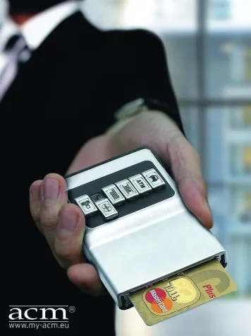 acm® vergibt die exklusiven Vertriebsrechte für Island Bild: acm® vergibt die exklusiven Vertriebsrechte für Island