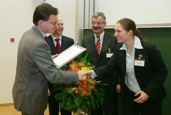 Bild: 17. Hamburger Logistik-Kolloquium am 06.03.2008 präsentiert innovative Konzepte zur Logistik-Nachhaltigkeit