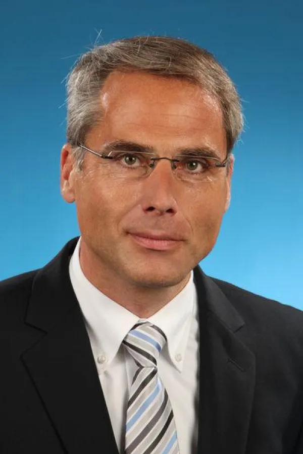 Steffen Bruckner