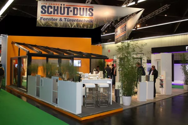 Bild: Schüt-Duis erfolgreich mit frischem Messekonzept auf der FENSTERBAU
