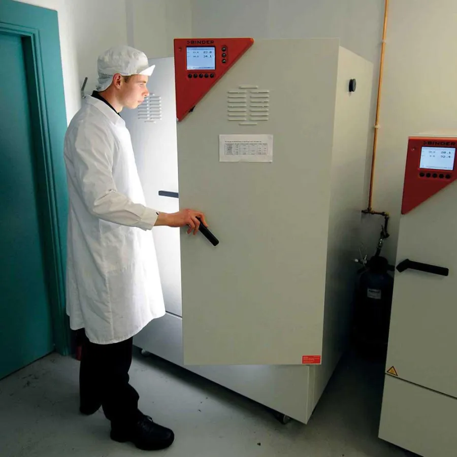 BINDER Konstantklimaschrank KBF P