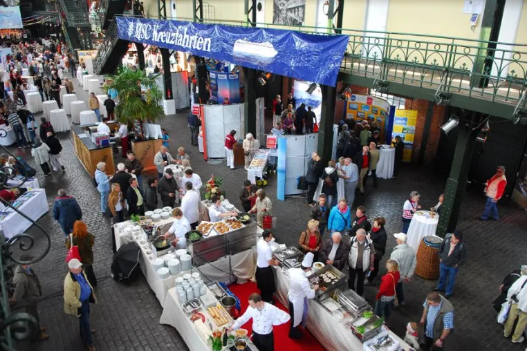 Bild: 1300 Besucher bei Globetrotters Brunch@Sea