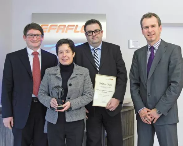 Bild: Treueprogramm „Golden Circle“: Steeb würdigt langjährige Kunden