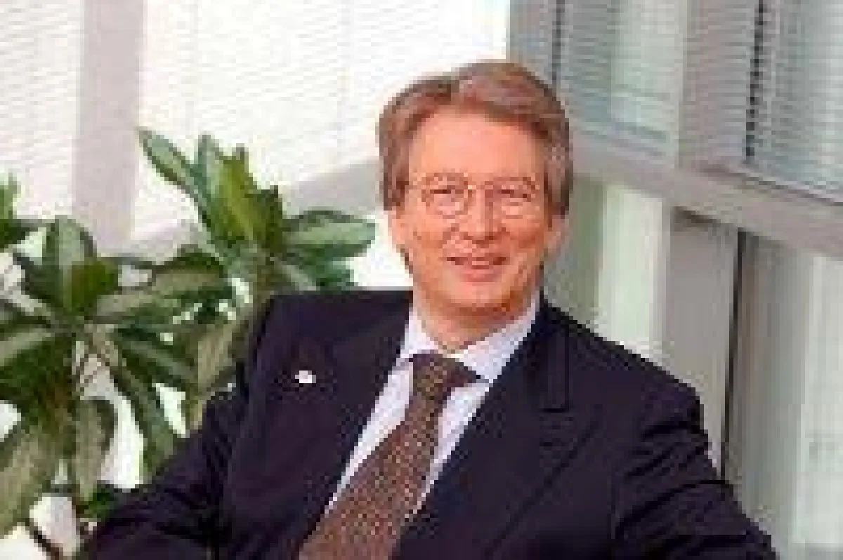 Prof. Heinz-G. Redeker, Vorstandsvorsitzender der ELV Elektronik AG und eQ-3 AG