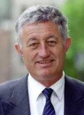 Bild: Nürnberger Eisbären-Babys aufgefressen / Rücktritt der Tiergarten-Leitung gefordert