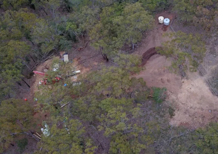 Bild: Queensland Gold Hills bohrt erstes Loch auf historischem Big Hill Projekt in Australien