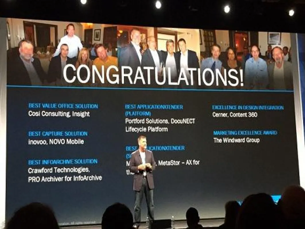 Chris Mc Laughlin, EMC Chief Marketing Officer bei der Preisverleihung in Las Vegas