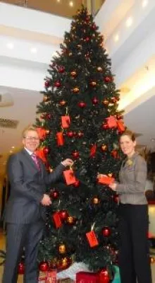 Bild: Weihnachtszeit ist Wunschbaumzeit in den Marriott Hotels im Ruhrgebiet
