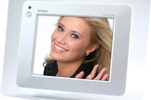 Bild: Technaxx PIXSTORE 8" Digitaler Bilderrahmen mit Festplatteneinschub