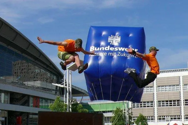 proteco - Erfolg mit Parkouring und Bundeswehr auf dem Deutschen Turnfest Bild: proteco - Erfolg mit Parkouring und Bundeswehr auf dem Deutschen Turnfest